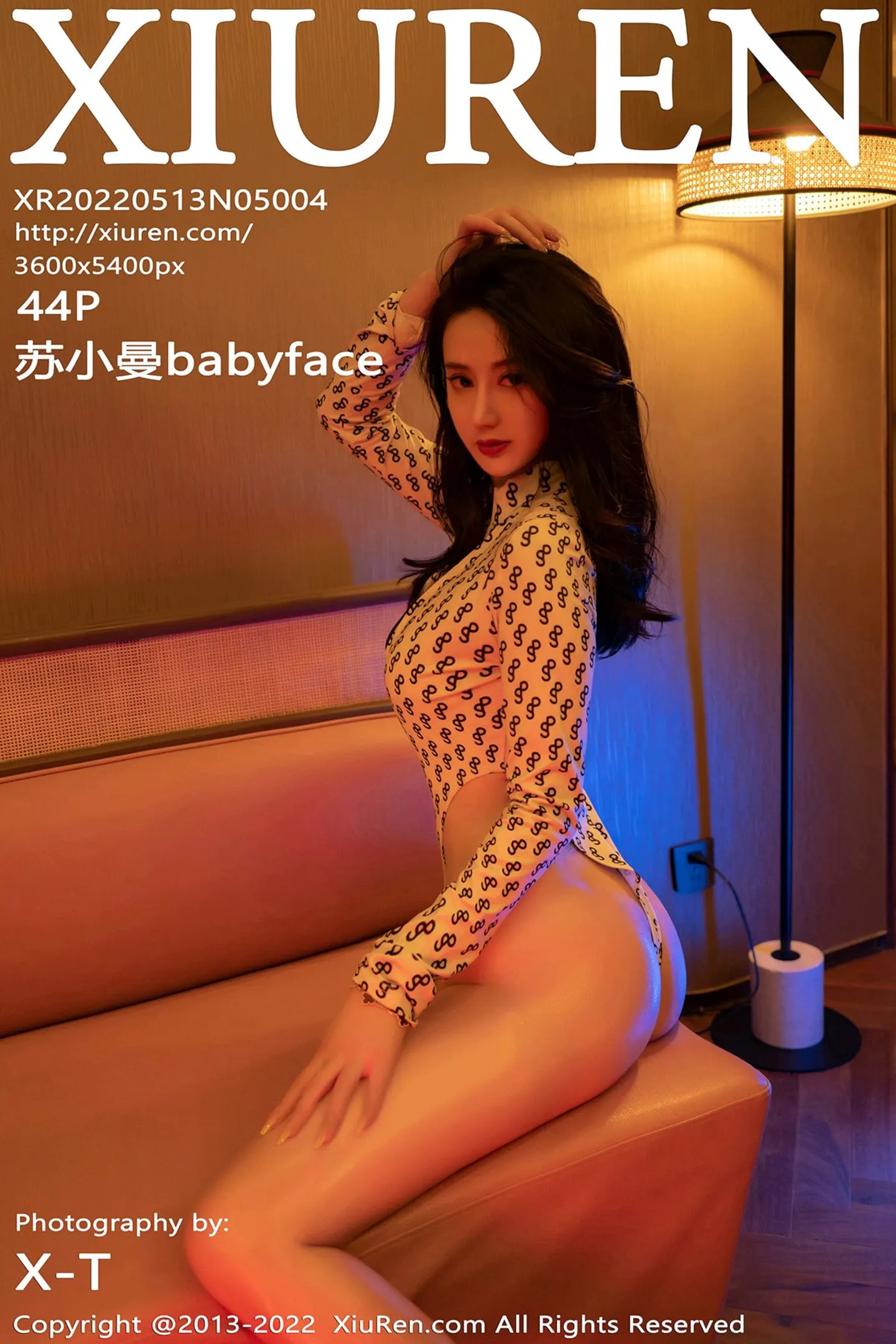 [XiuRen秀人网]VOL.5004 模特苏小曼babyface灰暗灯光下高叉连体衣秀翘臀美腿诱惑写真44P-秀人网官方网站